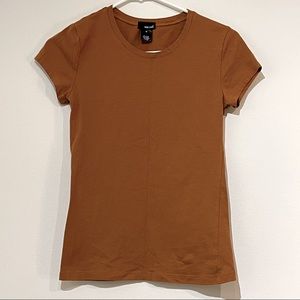 NWOT Burnt Orange Short Sleeve Shirt (Medium)